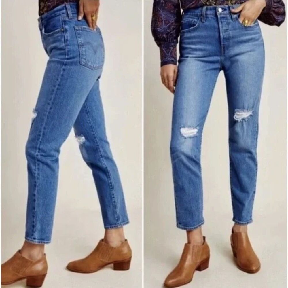 Levi’s Premium Wedgie Fit Jeans 25 Distressed Button Fly High Rise Vintage Style